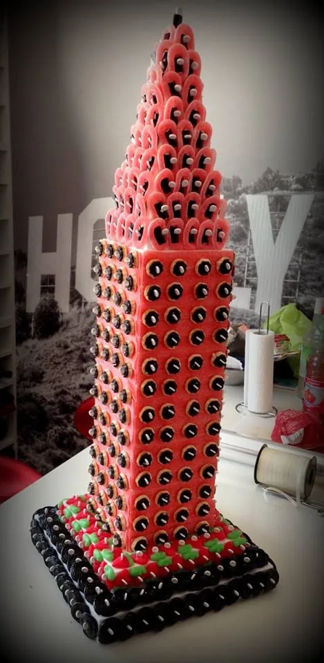 Gâteau de bonbons artisanal